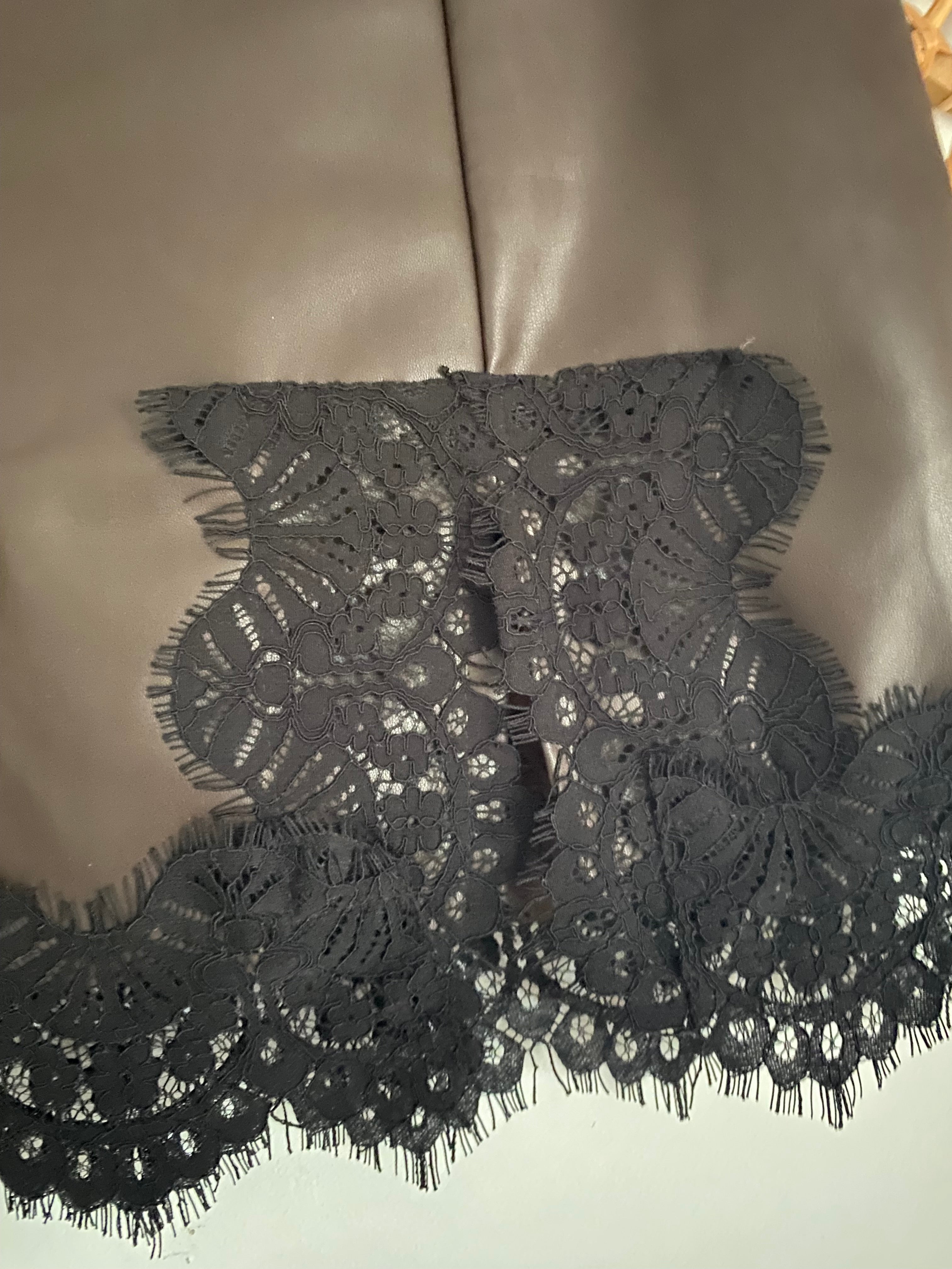 JUPE SHORT SIMILI MARRON   TAILLES:S OU M