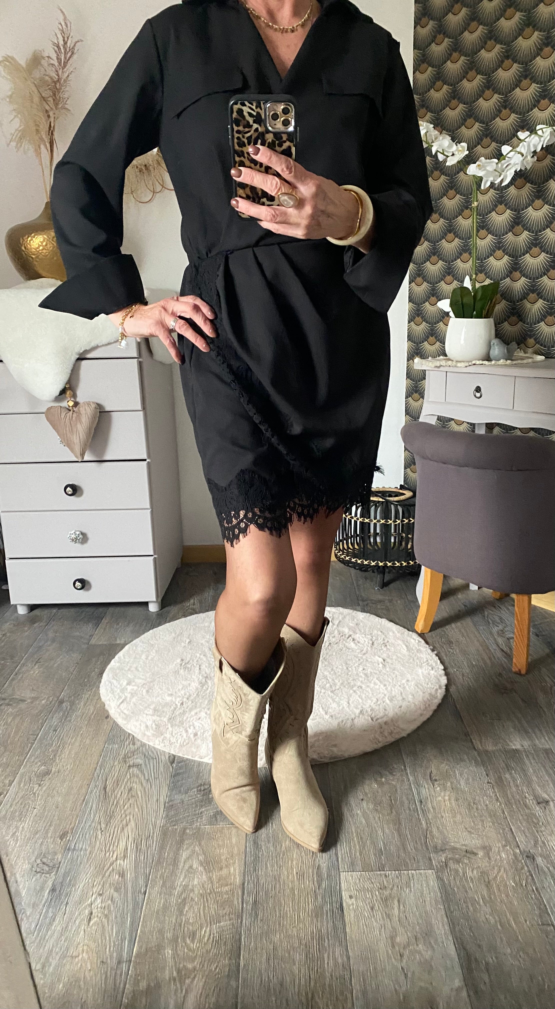 ROBE DENTELLE NOIRE  TU36/42