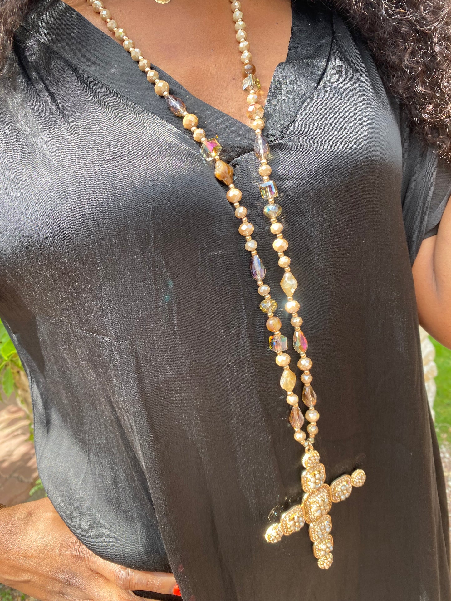 ROBE SOIE  NOIRE 40/44 petit 46