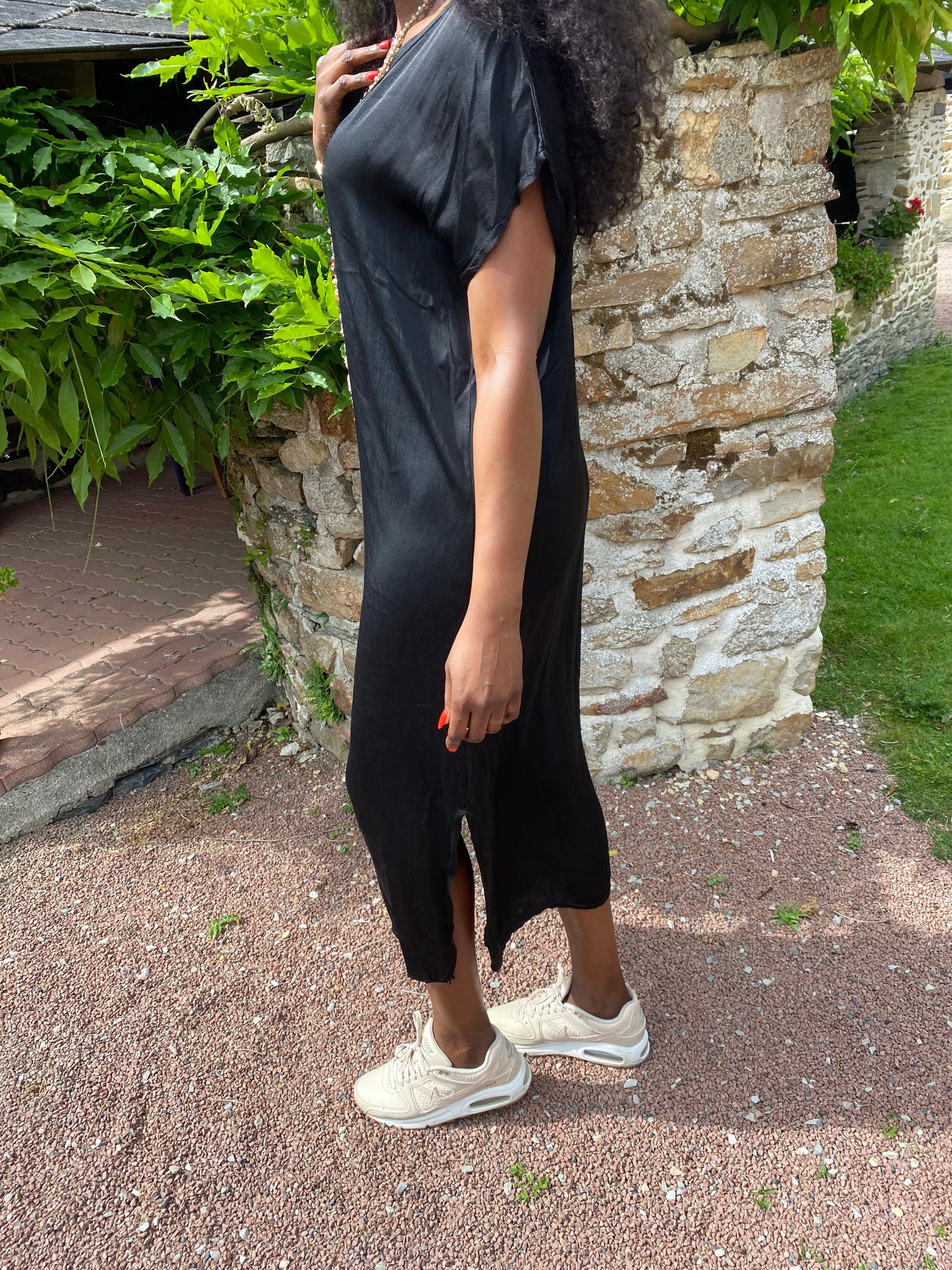 ROBE SOIE  NOIRE 40/44 petit 46