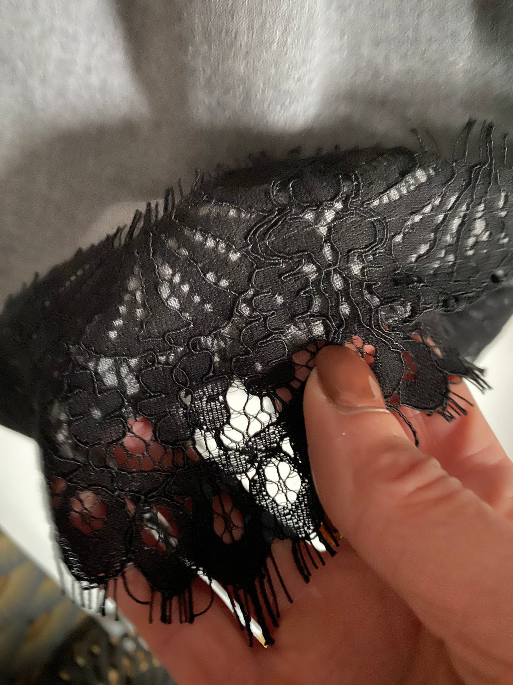 ROBE DENTELLE GRISE TU36/42