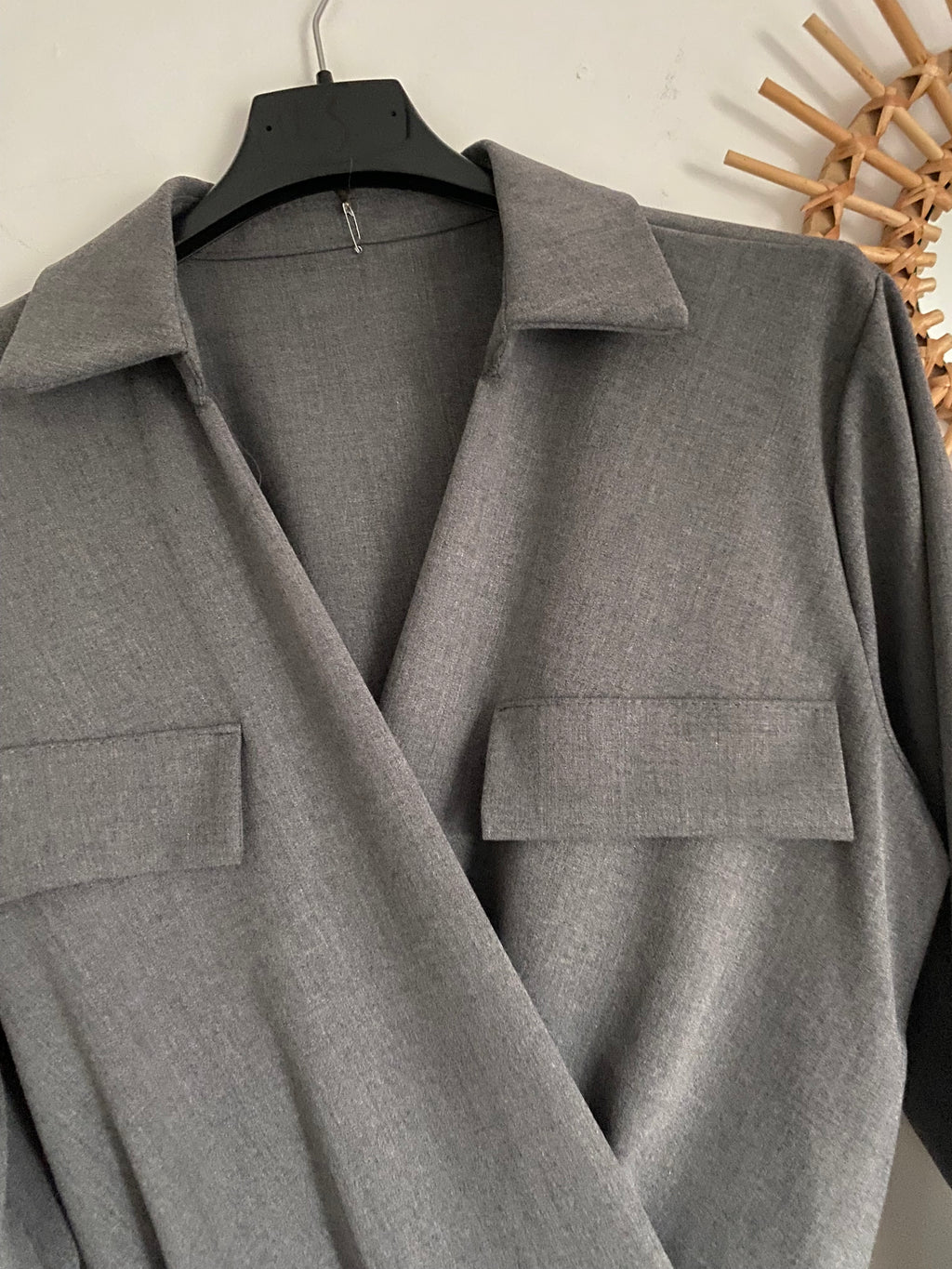 ROBE DENTELLE GRISE TU36/42