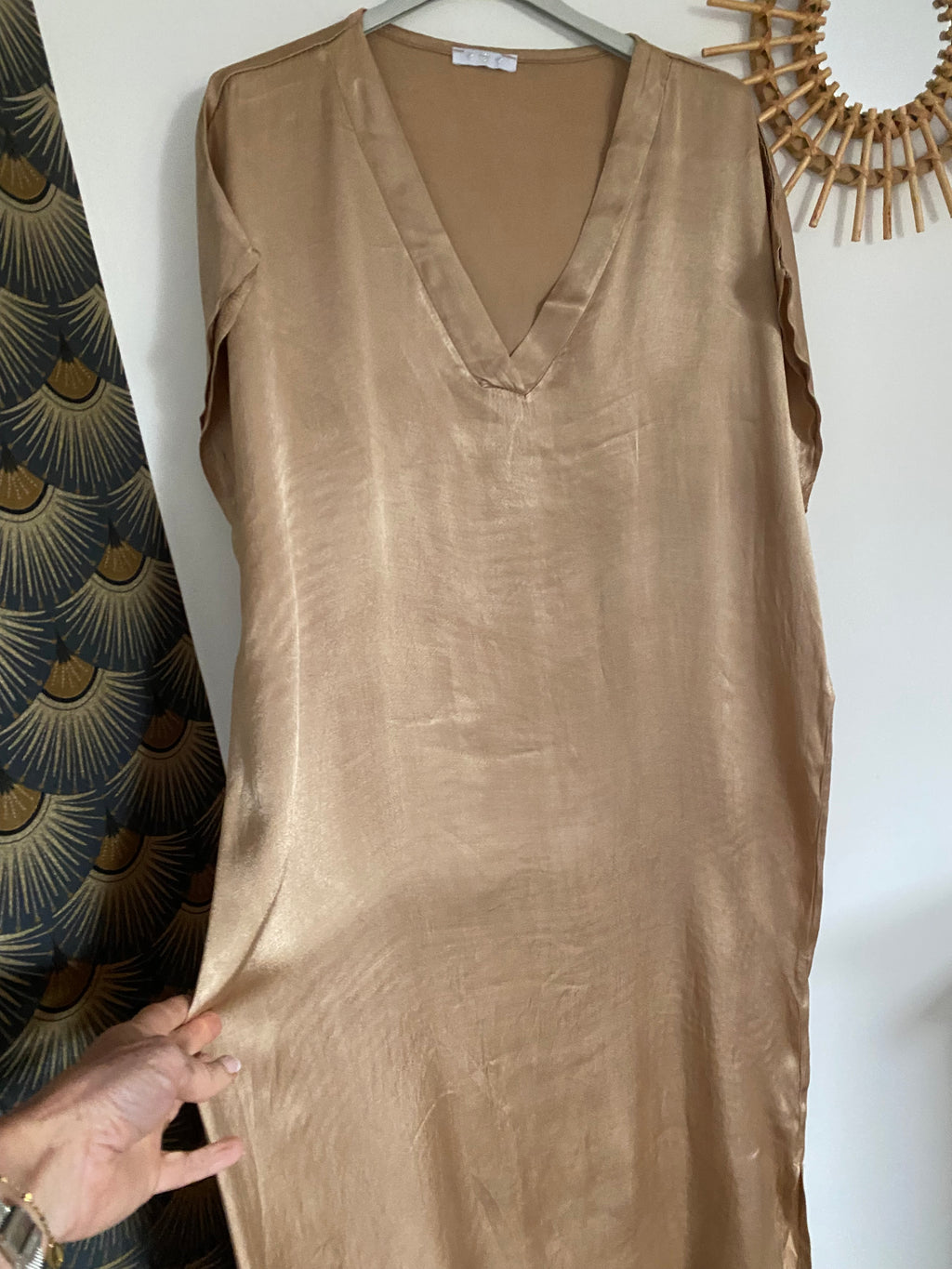 ROBE SOIE  BEIGE  40/44 petit 46
