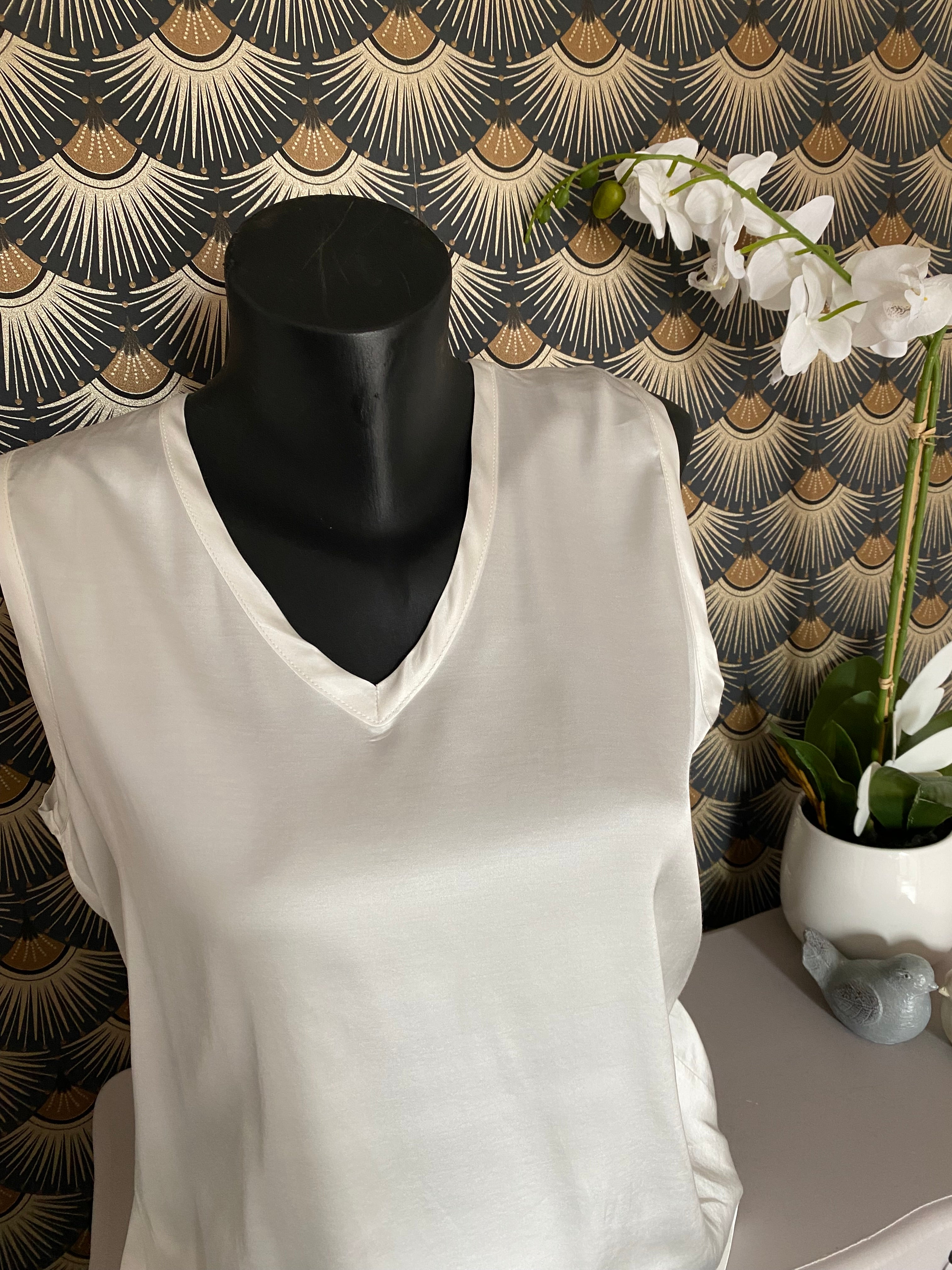 DEBARDEUR SATIN KEZY  BLEU CIEL , BLEU MARINE ,BLANC   TU 38/44