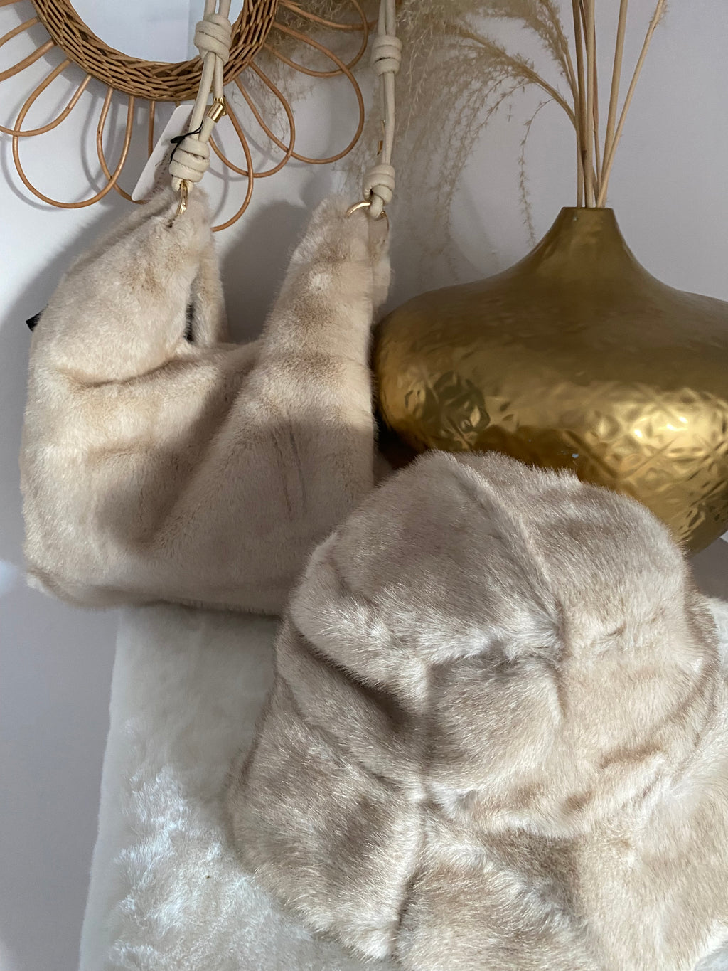 SAC FAUSSE FOURRURE LEA BEIGE