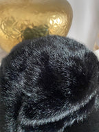 BOB FAUSSE FOURRURE NOIR         ( categorie bonnet )