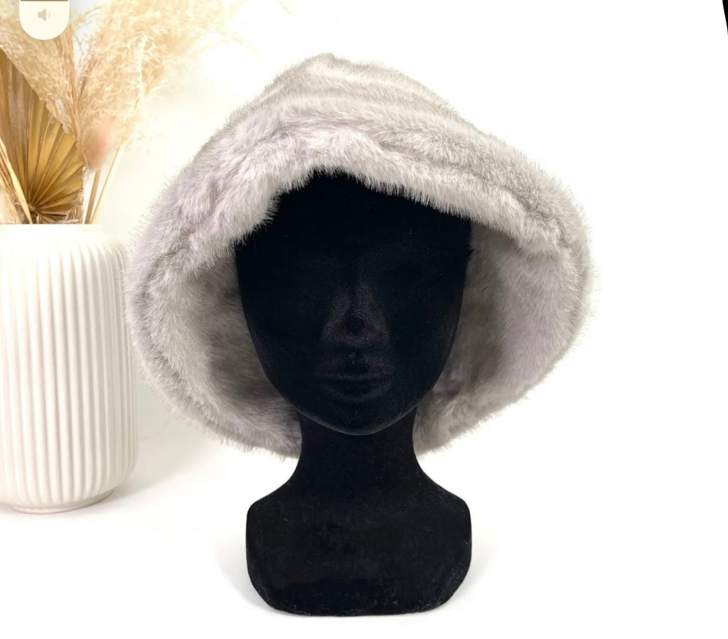 BOB FAUSSE FOURRURE GRIS  ( categorie bonnet )