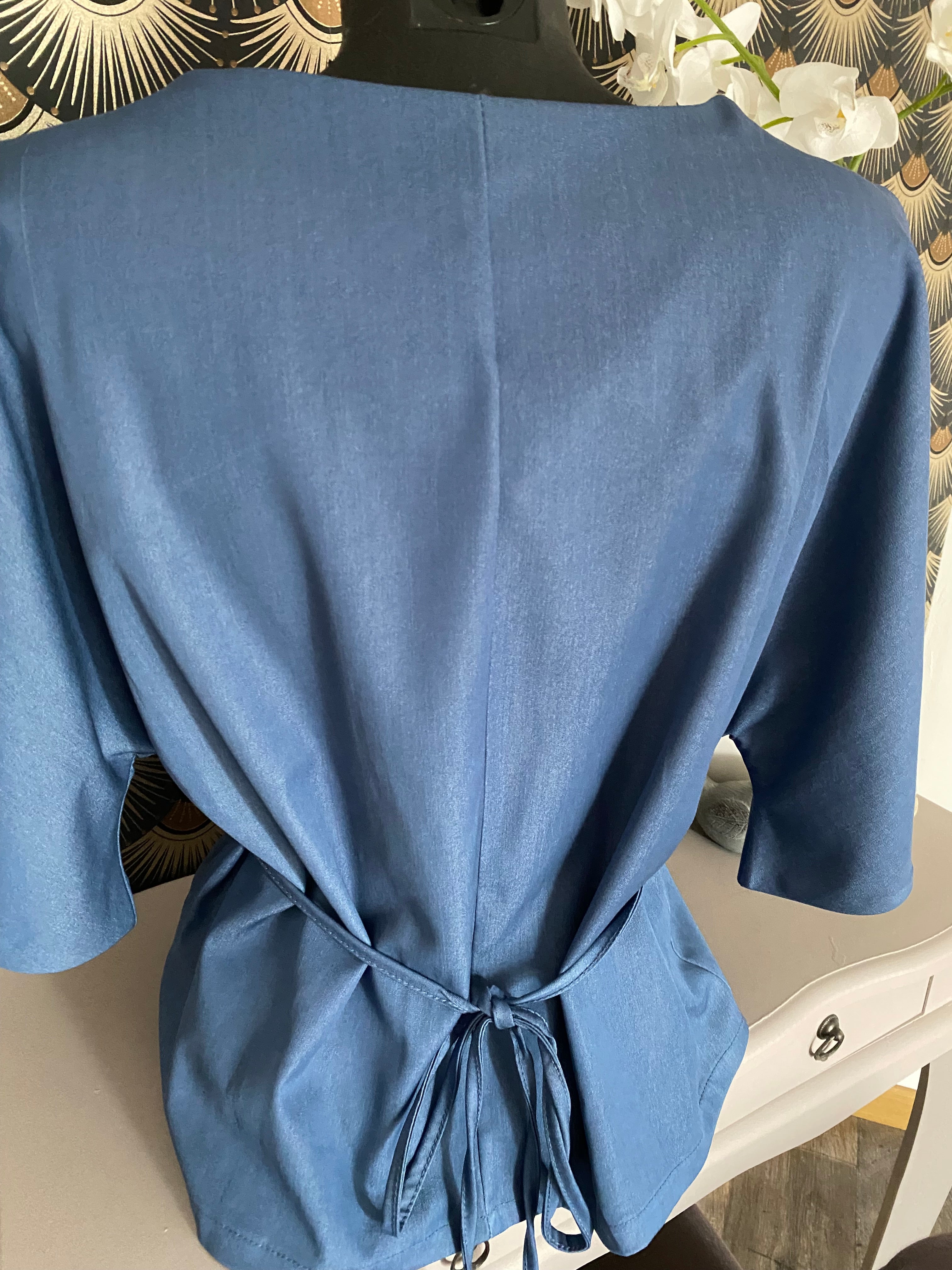 TOP AMY AND CLO BLEU JEAN  TU 36/42