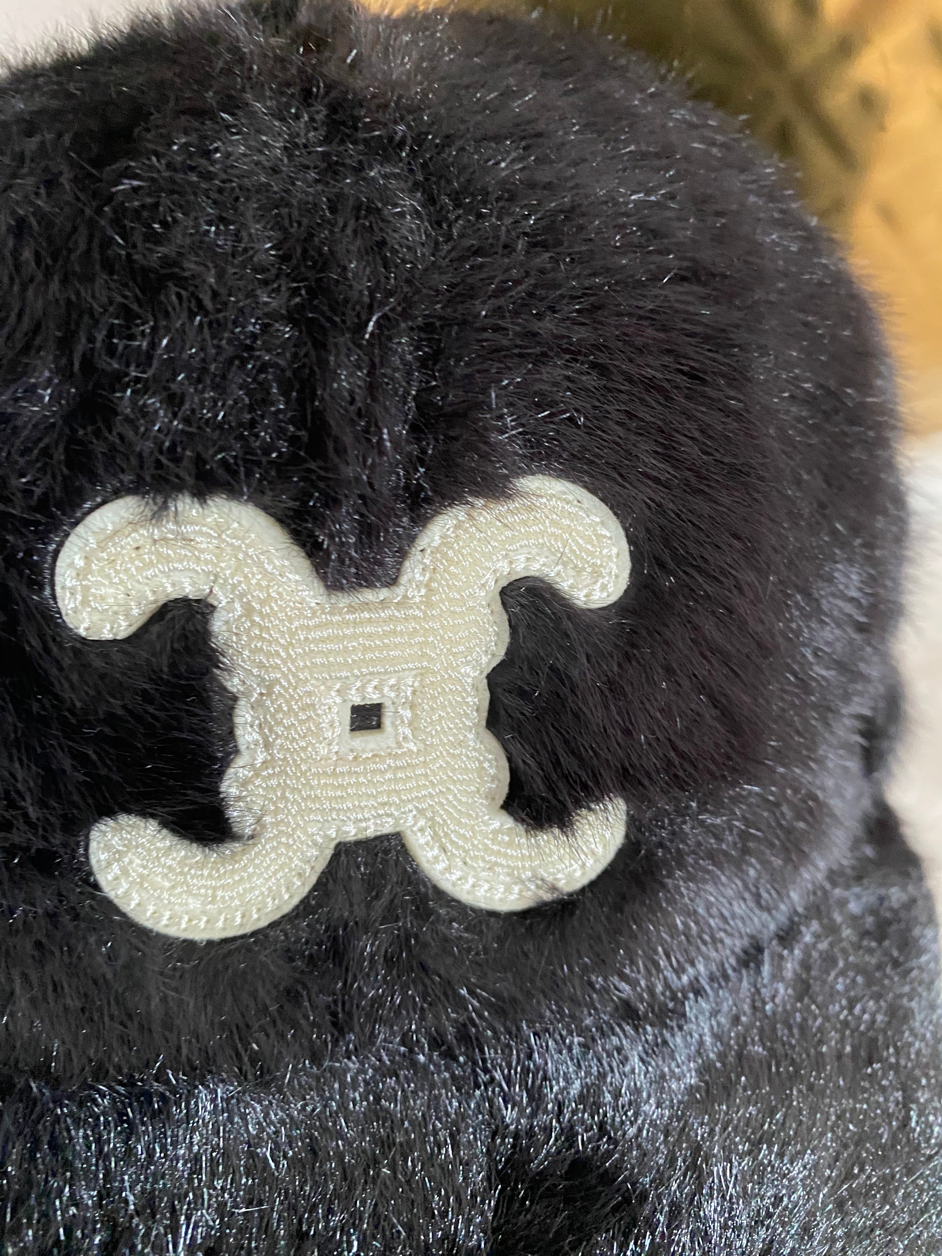 CASQUETTE FAUSSE FOURRURE CELINA NOIRE