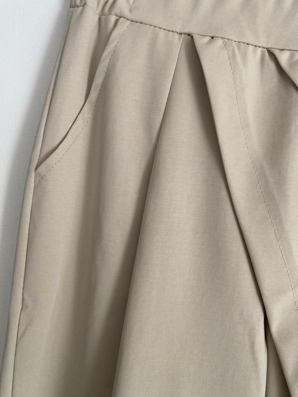 PANTALON ASYMETRIQUE ECRU TU 38/46