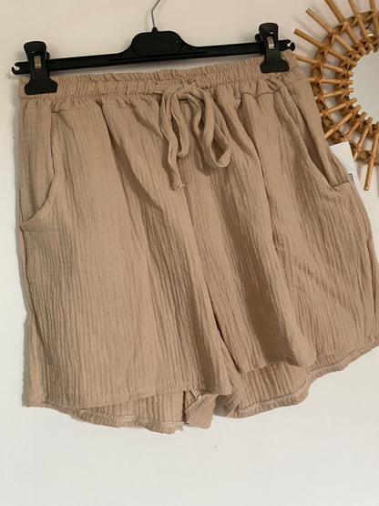 SHORT GAZE DE COTON 36/42 PETIT 44    5 COLORIS ( kaki , blanc , noir , ecru , orange )