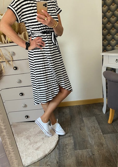 ROBE MARINIERE NOIRE ET BLANCHE S, M, L