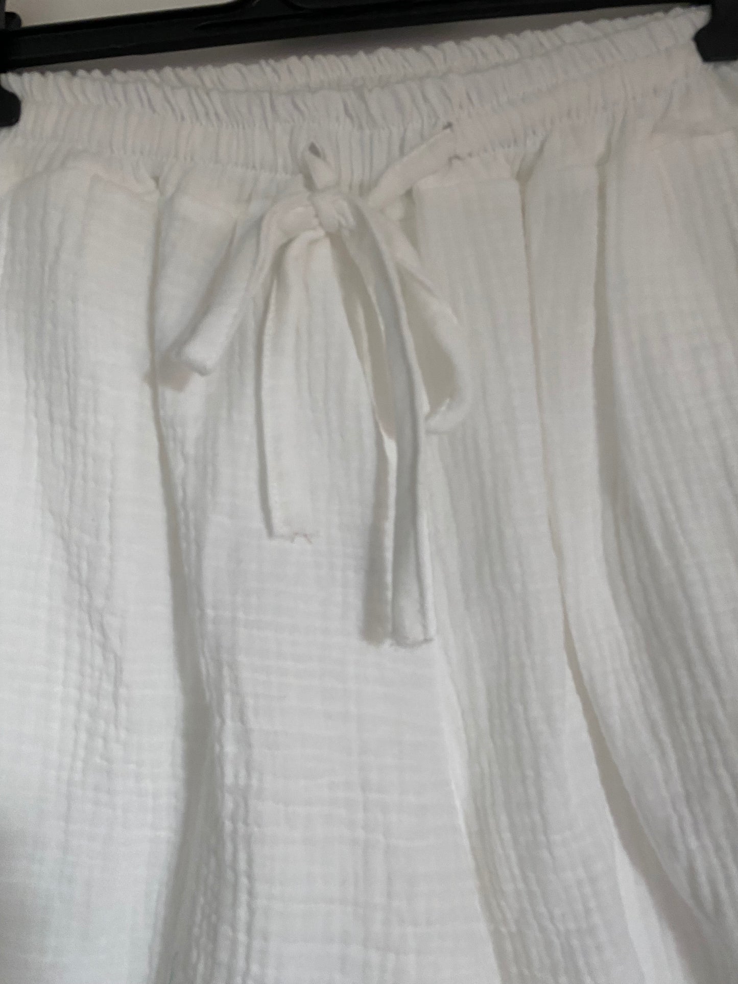 SHORT GAZE DE COTON 36/42 PETIT 44    5 COLORIS ( kaki , blanc , noir , ecru , orange )