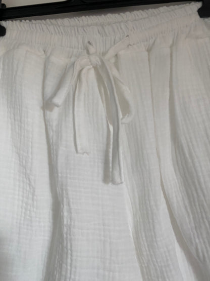 SHORT GAZE DE COTON 36/42 PETIT 44    5 COLORIS ( kaki , blanc , noir , ecru , orange )