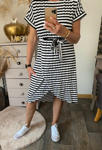 ROBE MARINIERE NOIRE ET BLANCHE S, M, L