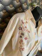 ENSEMBLE CHEMISE   BRODEE RAYEE ET DEBARDEUR JAUNE  TU 34/42