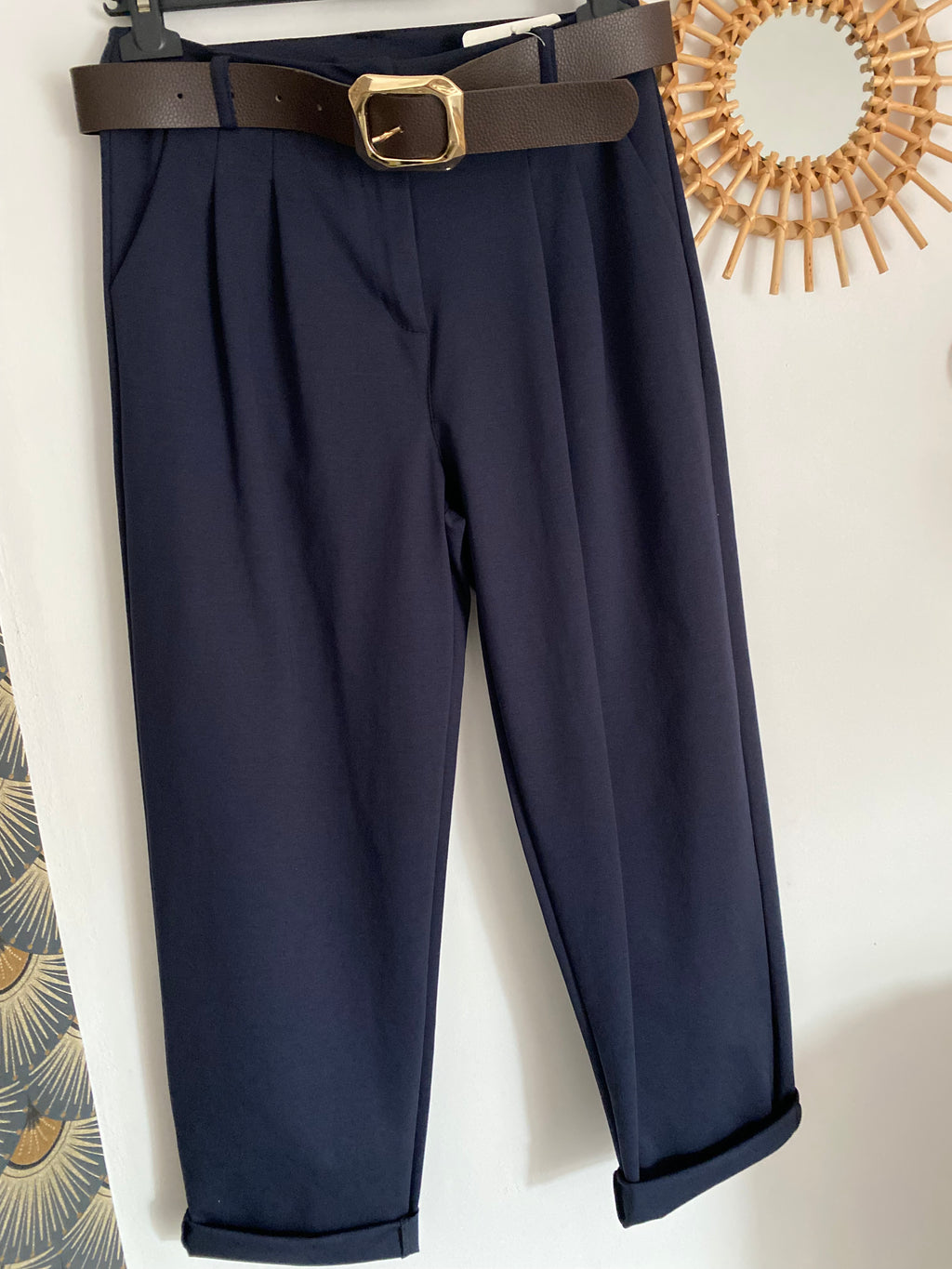 PANTALON BLEU MARINE TAILLE M OU L