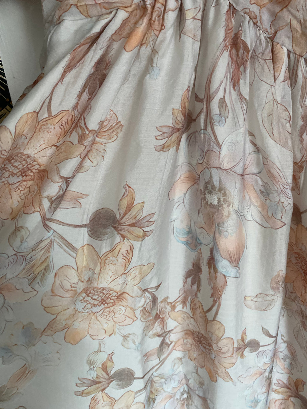 ROBE LONGUE  EMMA  MODELE 1 BEIGE  TAILLE S/M OU M/L