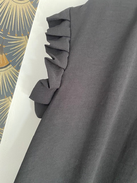 TOP NATHALIE NOIR  COLLECTION BELLE TAILLE 42 AU 48