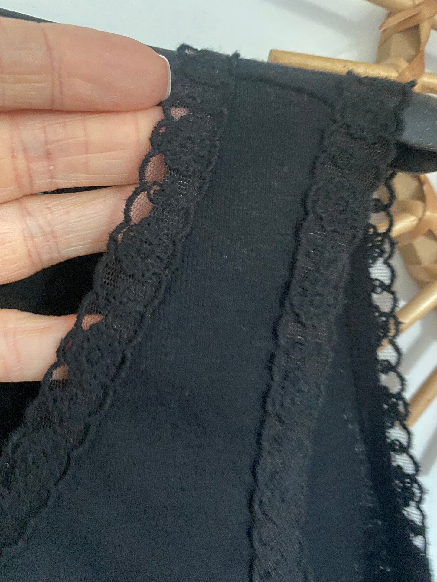 TOP LEA NOIR  TU 36/40 PETIT 42