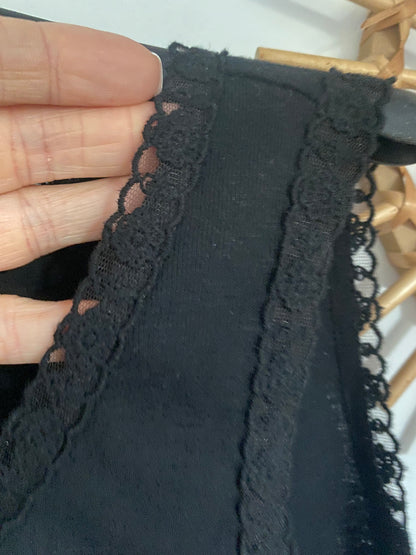 TOP LEA NOIR  TU 36/40 PETIT 42