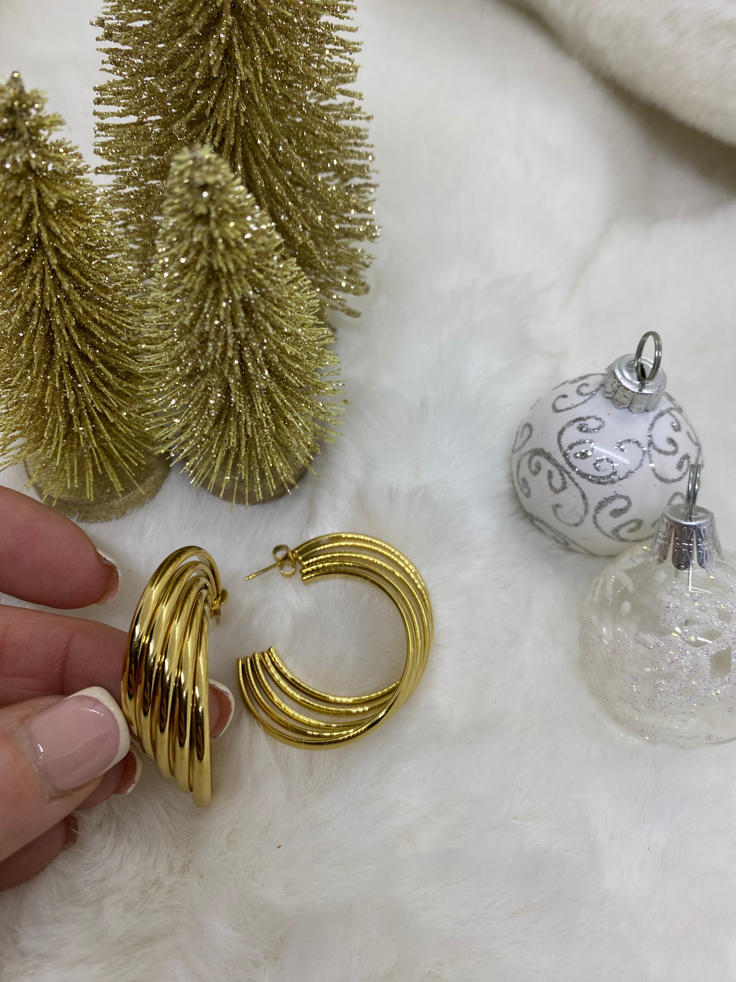 BOUCLES D'OREILLES CREOLES MILA  ACIER INOXYDABLE