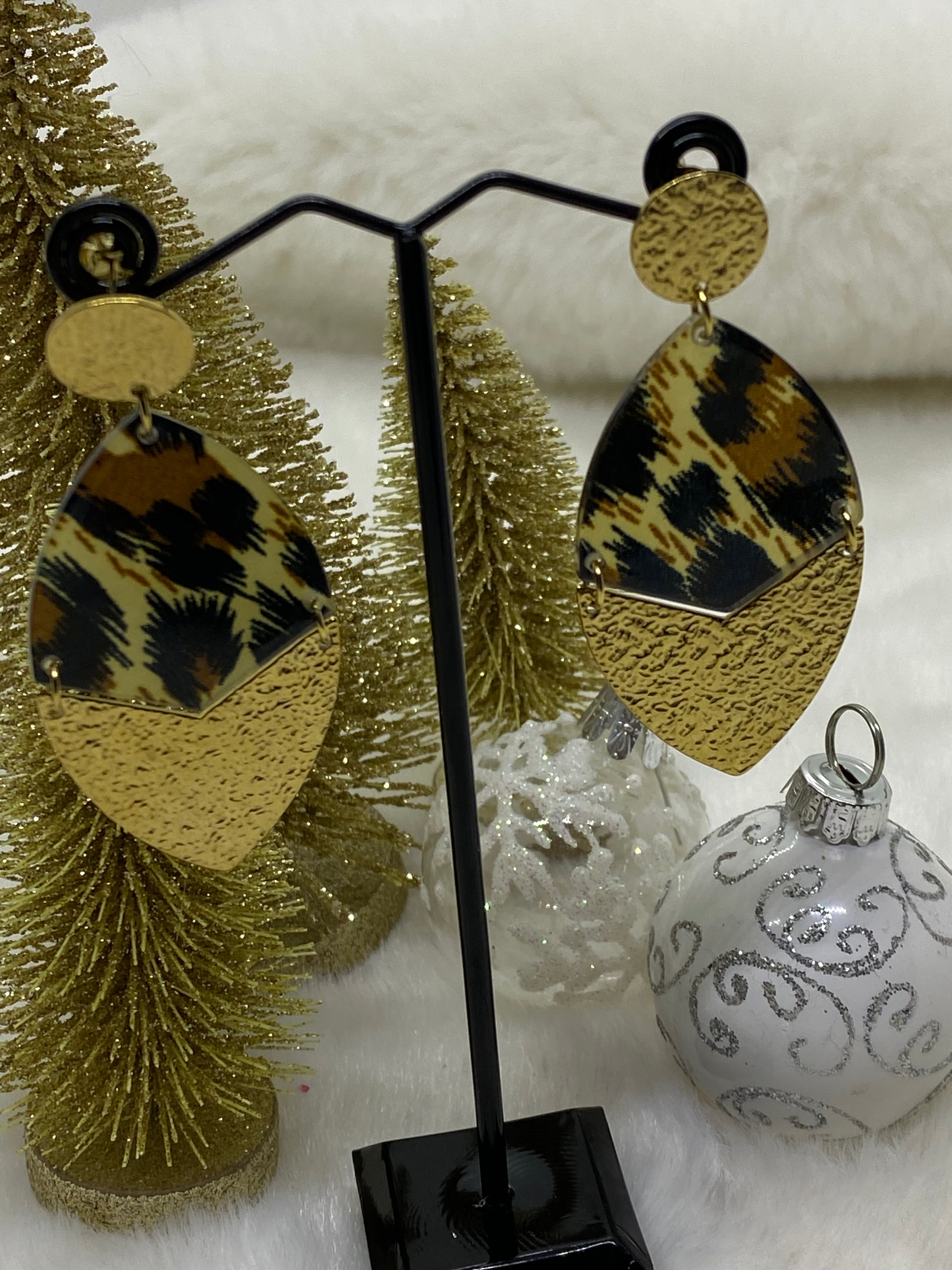 BOUCLES D' OREILLES ACIER INOXYDABLE LEO