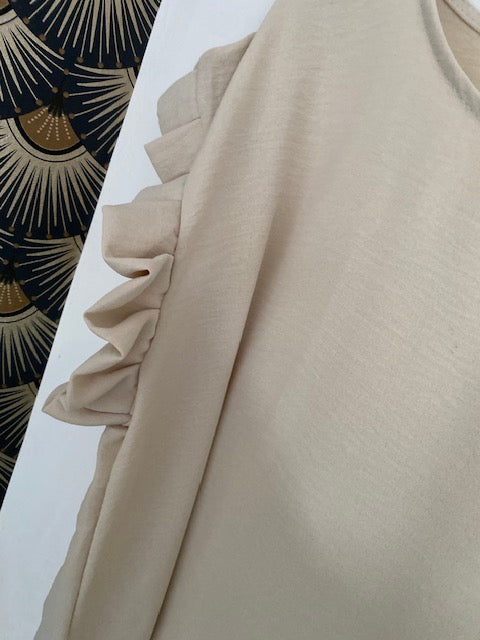 TOP NATHALIE ECRU    COLLECTION BELLE TAILLE 42 AU 48