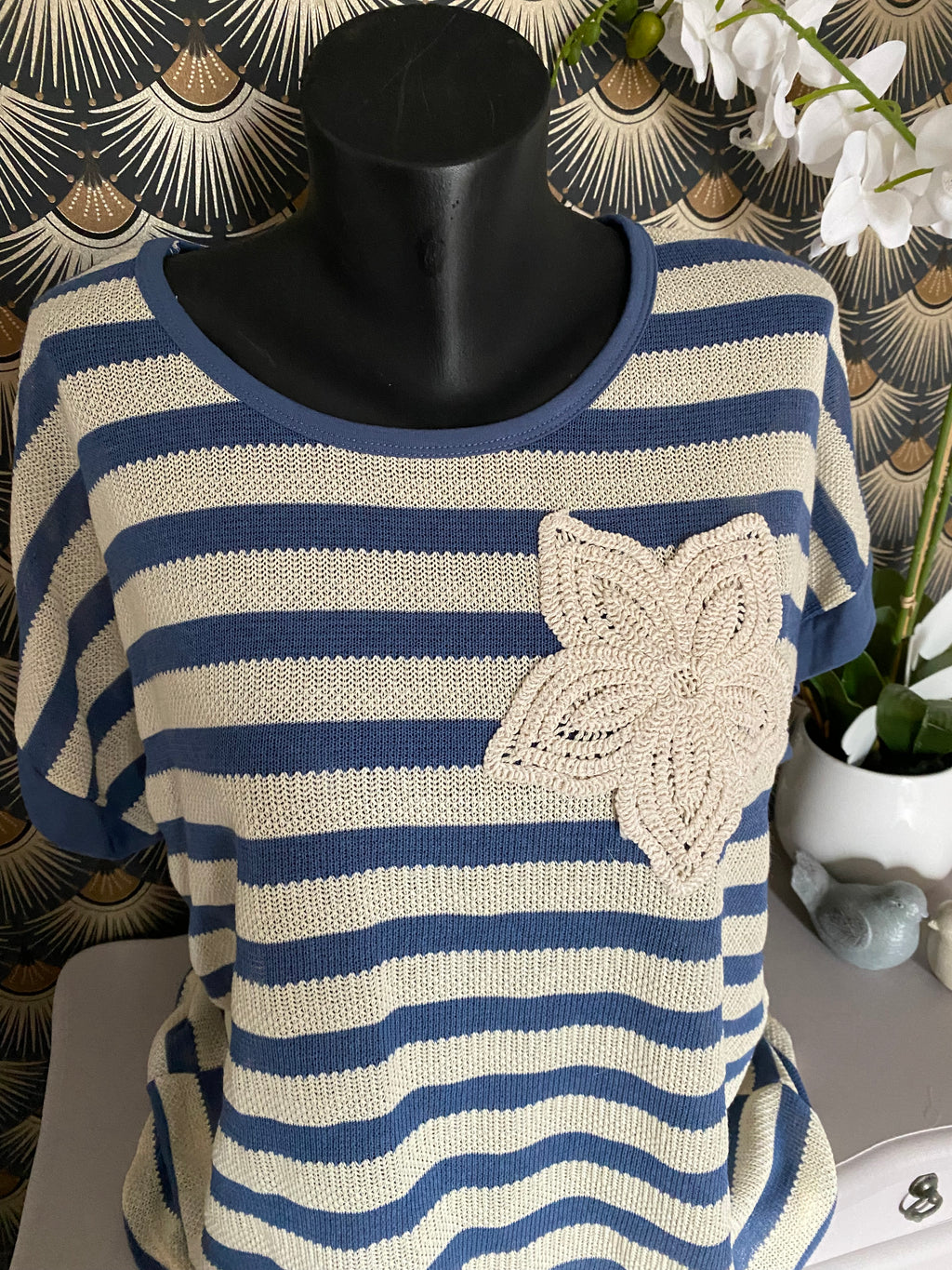 TOP CINDY  TU 36/46 PETIT 48  TROIS COLORIS   BLEU JEAN , KAKI , ECRU