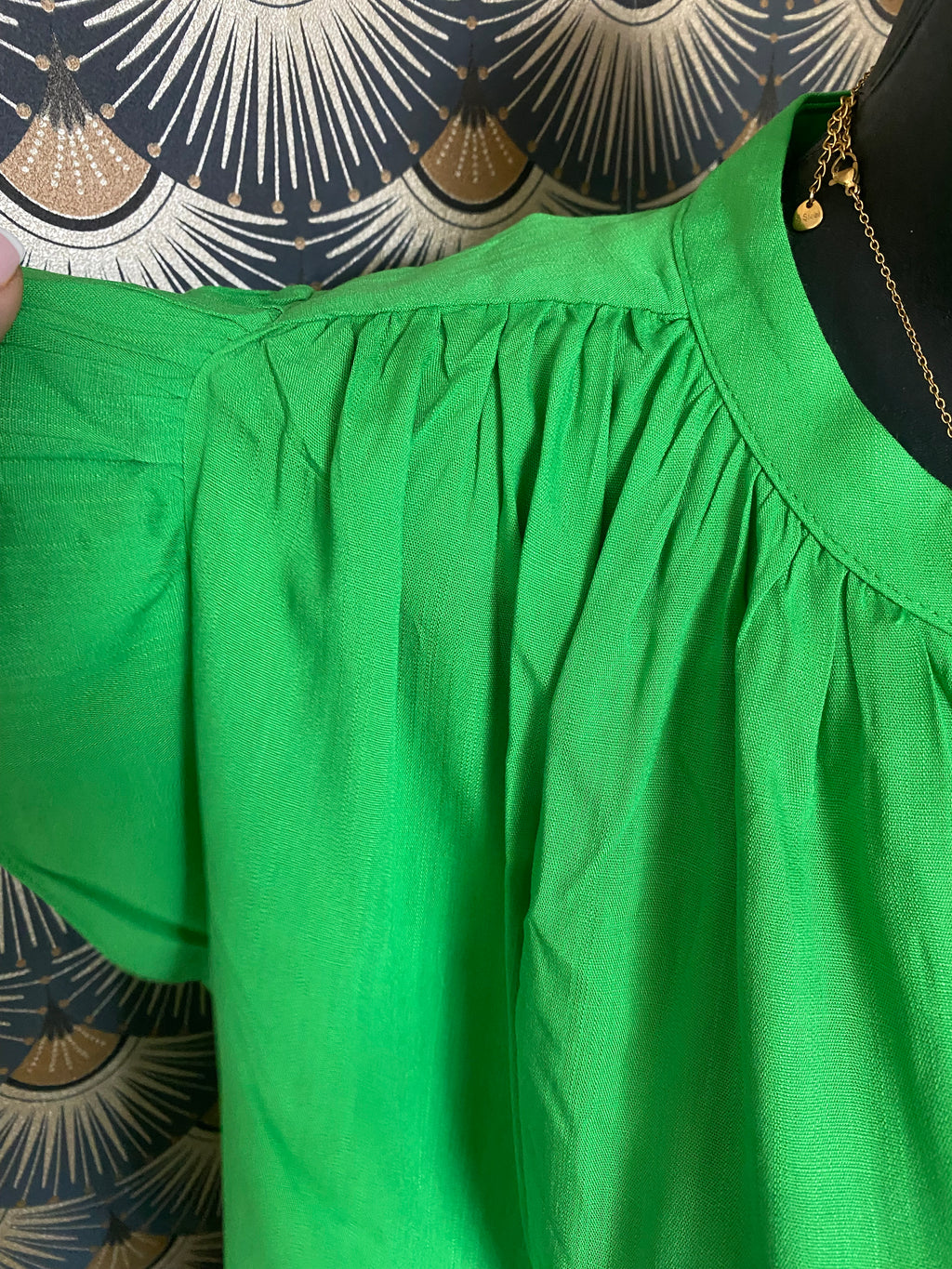BLOUSE SCARLET  38/44   petit 46 TROIS COULEURS DISPONIBLES ( VERT, ORANGE ,VIOLET )