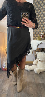 TOP DENTELLE ET SEQUIN  TU 34/42