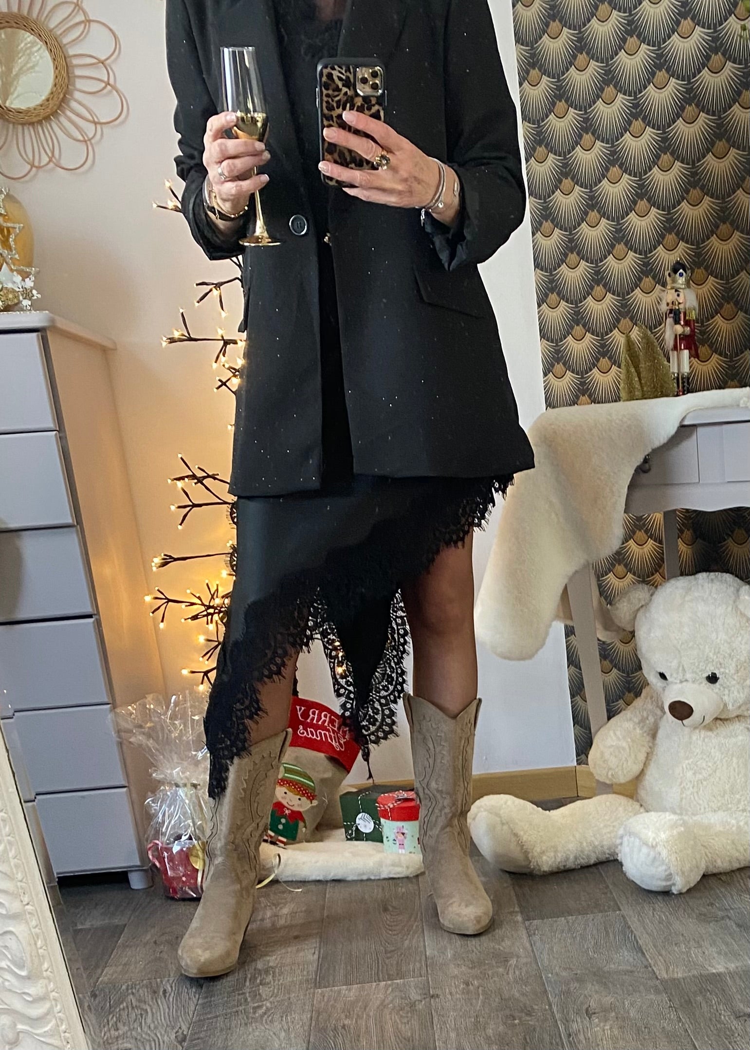 VESTE BLAZER STRASS NOIRS  NOIRE DOUBLEE  TU 36/44