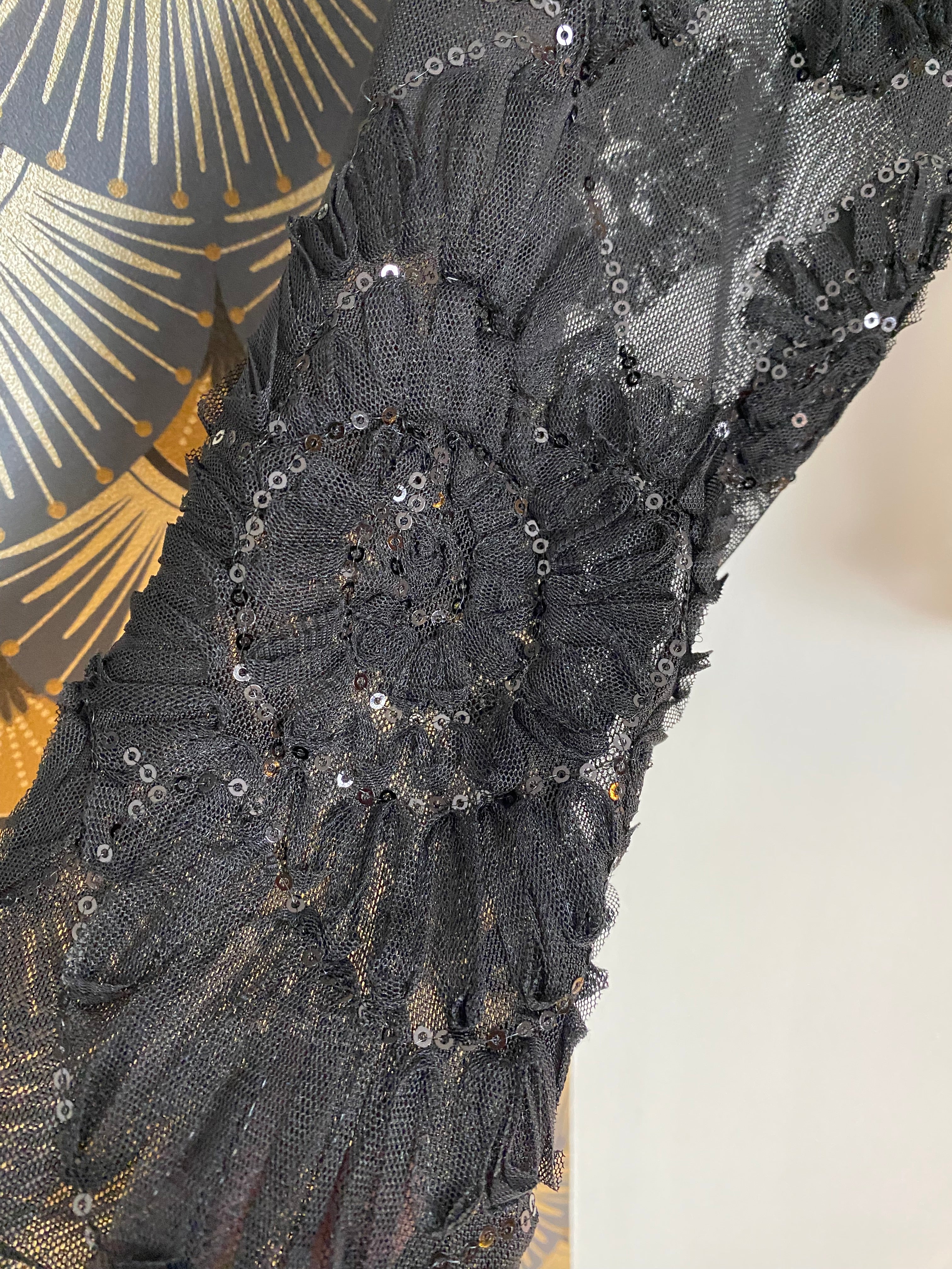 TOP DENTELLE ET SEQUIN  TU 34/42