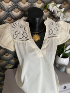 BLOUSE EMMA  ECRU  TAILLE S/M OU M/L