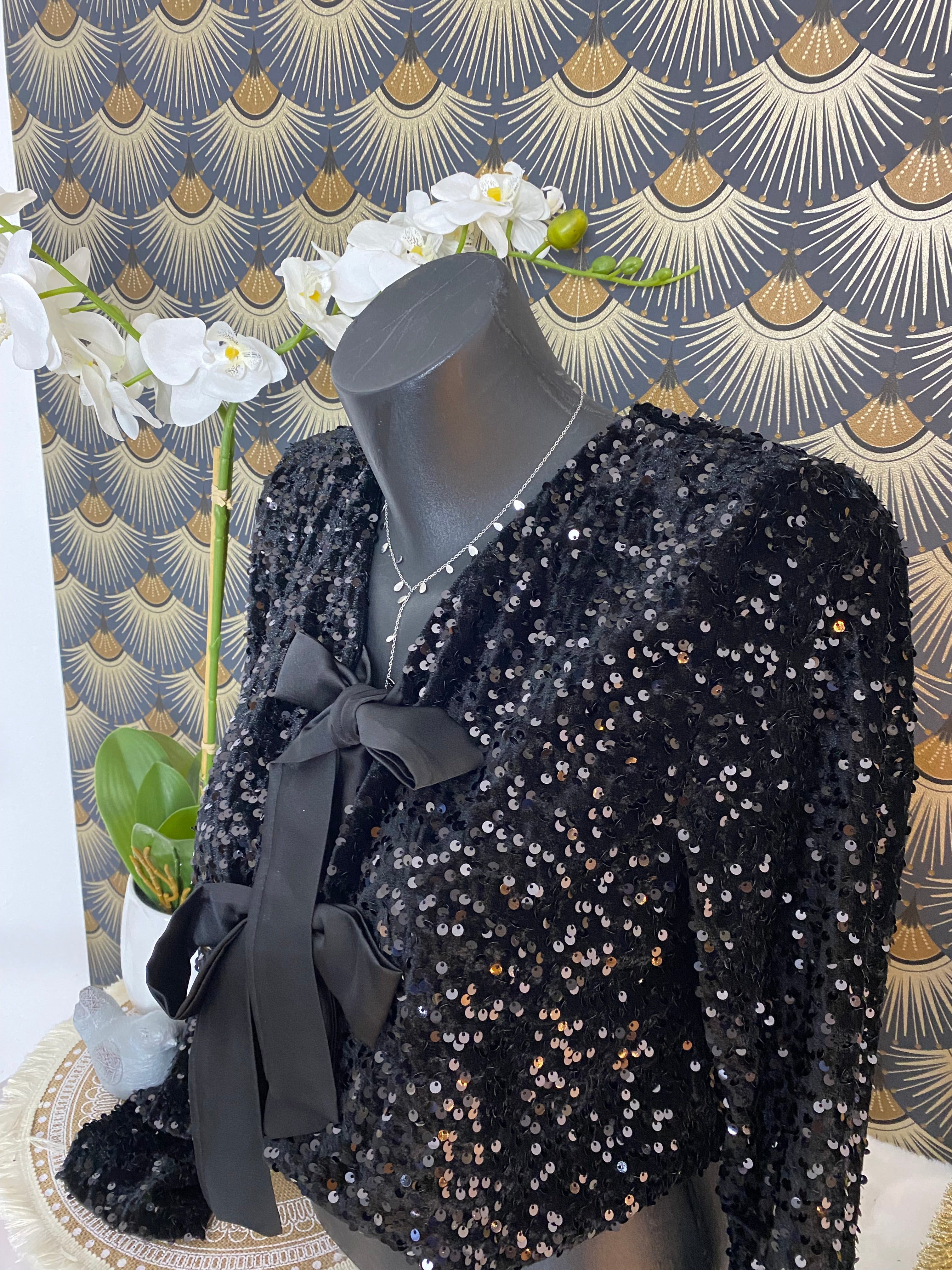 TOP NOEUDS SEQUINS NOIR TU 36/42