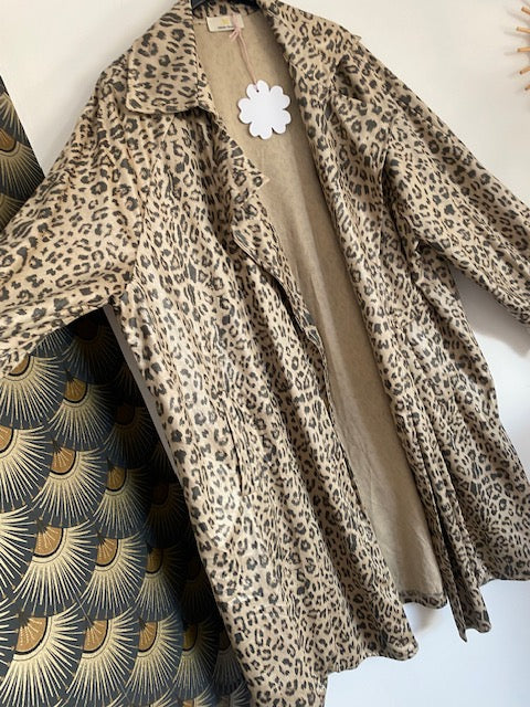 VESTE LONGUE LEOPARD   COLLECTION BELLE TAILLE 44 AU 48