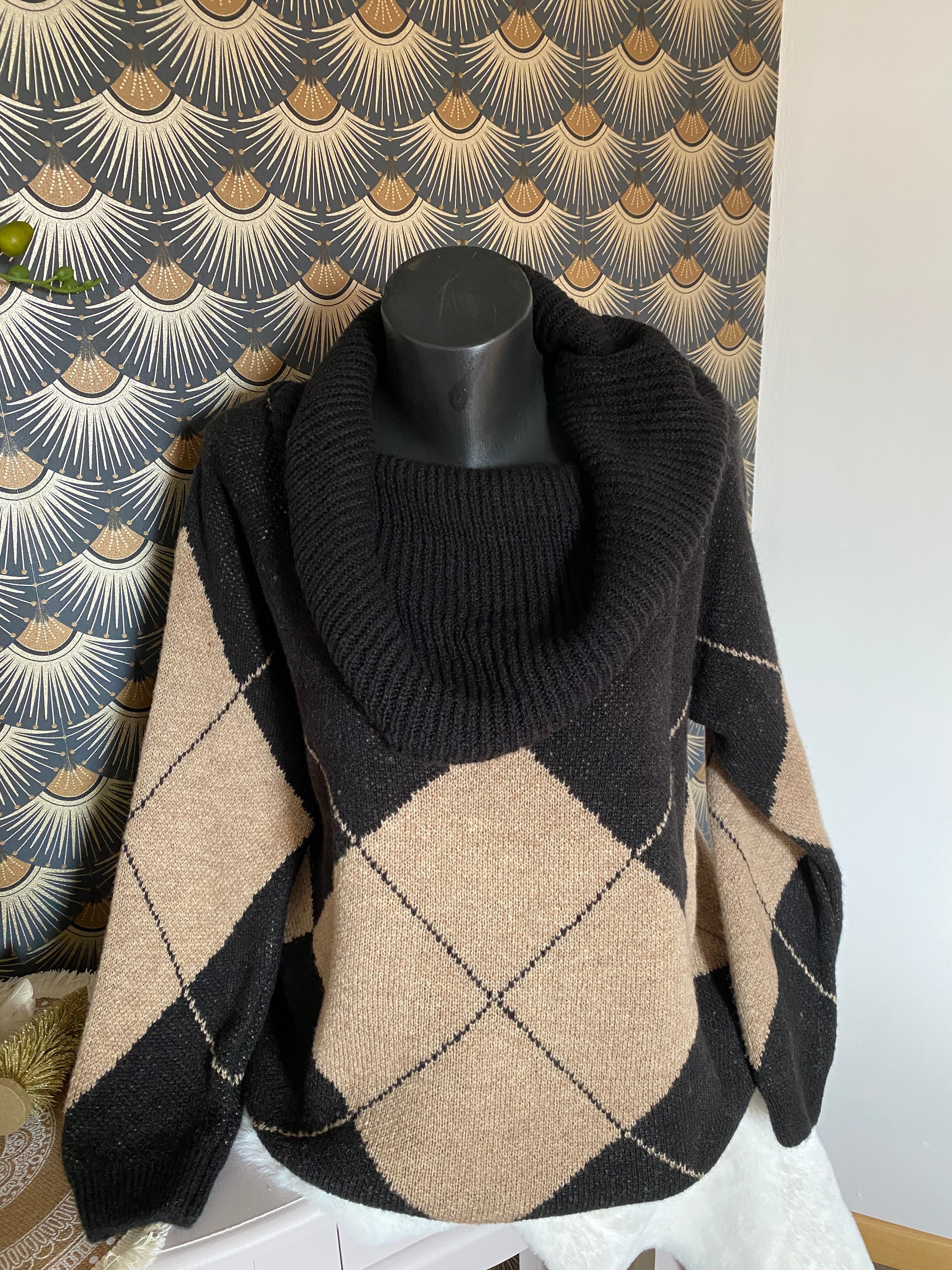 PULL COL BARDOT NOIR TU36/44