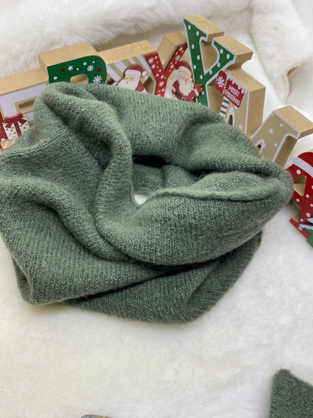 ENSEMBLE MITAINES ET TOUR DE COU KAKI TU (baby alpaga)