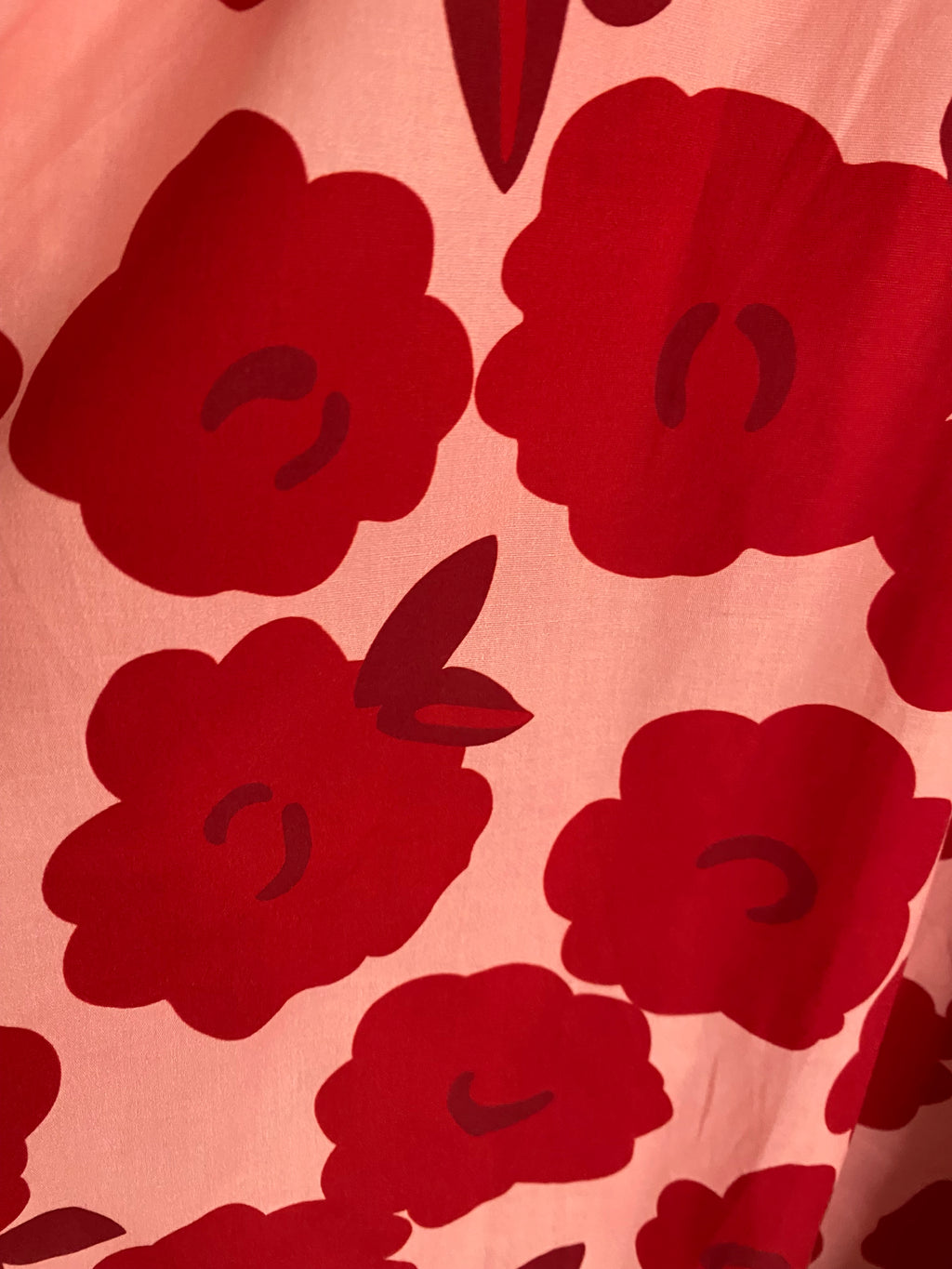 ROBE COURTE   FLEURS ROUGE   TU 38/48
