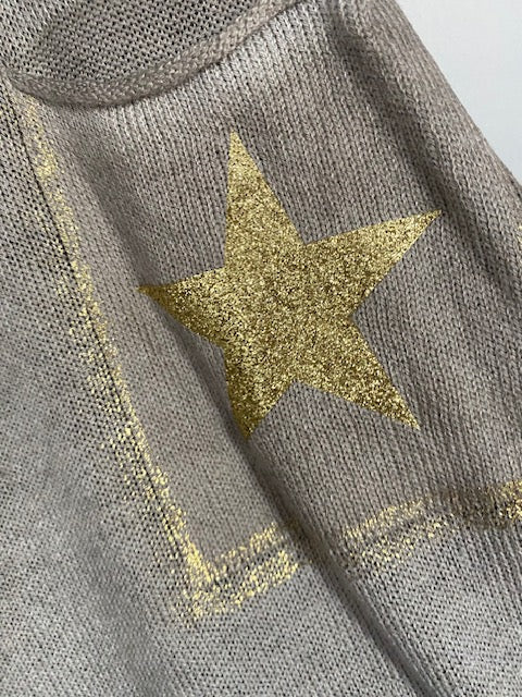 PULL ETOILE  COLLECTION BELLE TAILLE 44 AU 50  en  quatre coloris
