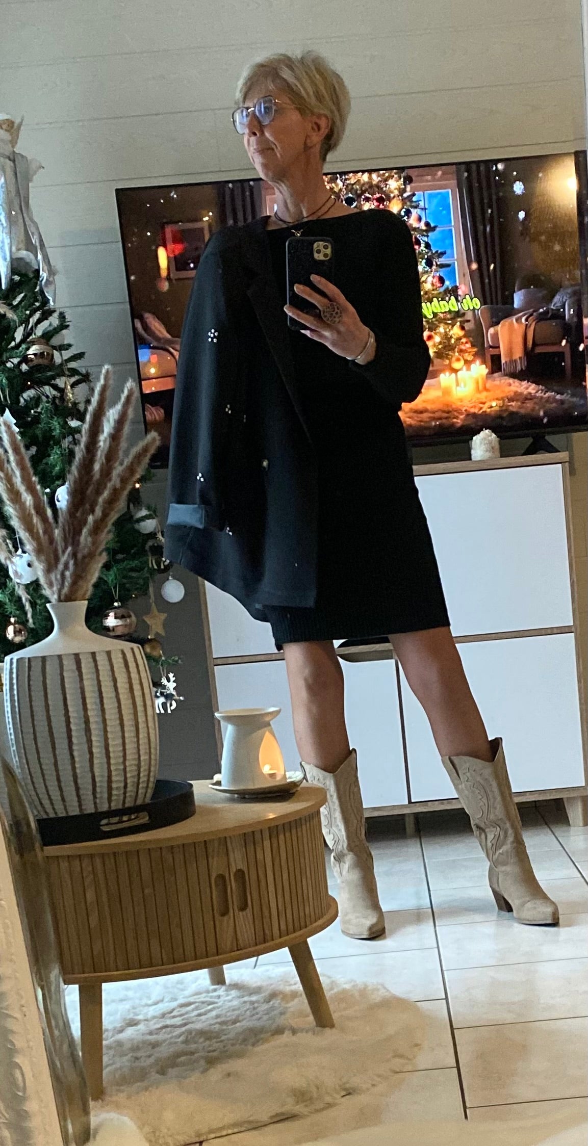 ENSEMBLE ROBE ET PULL NOIR  TU 34/42