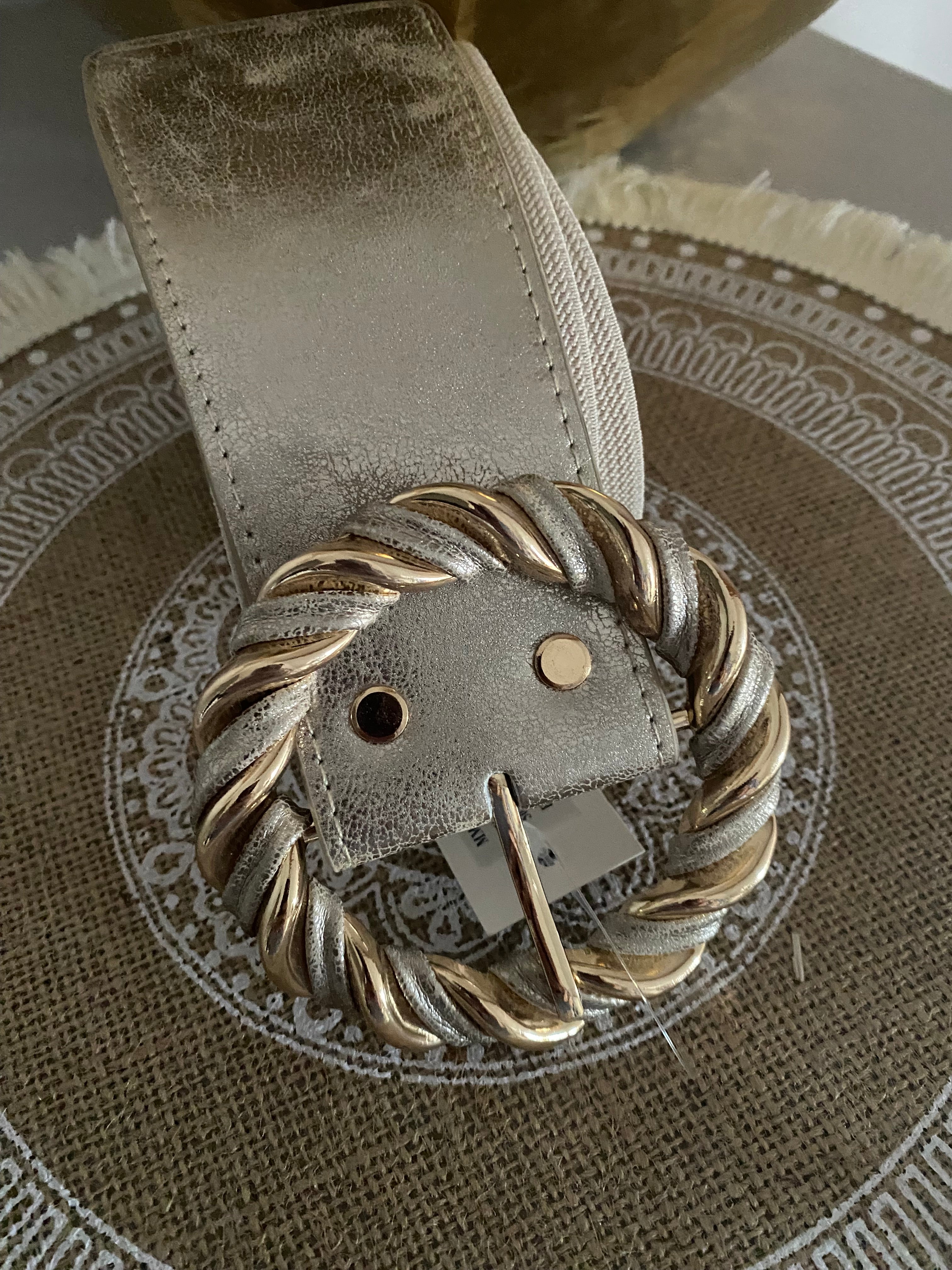 CEINTURE LARGE DOREE  TU 36/48
