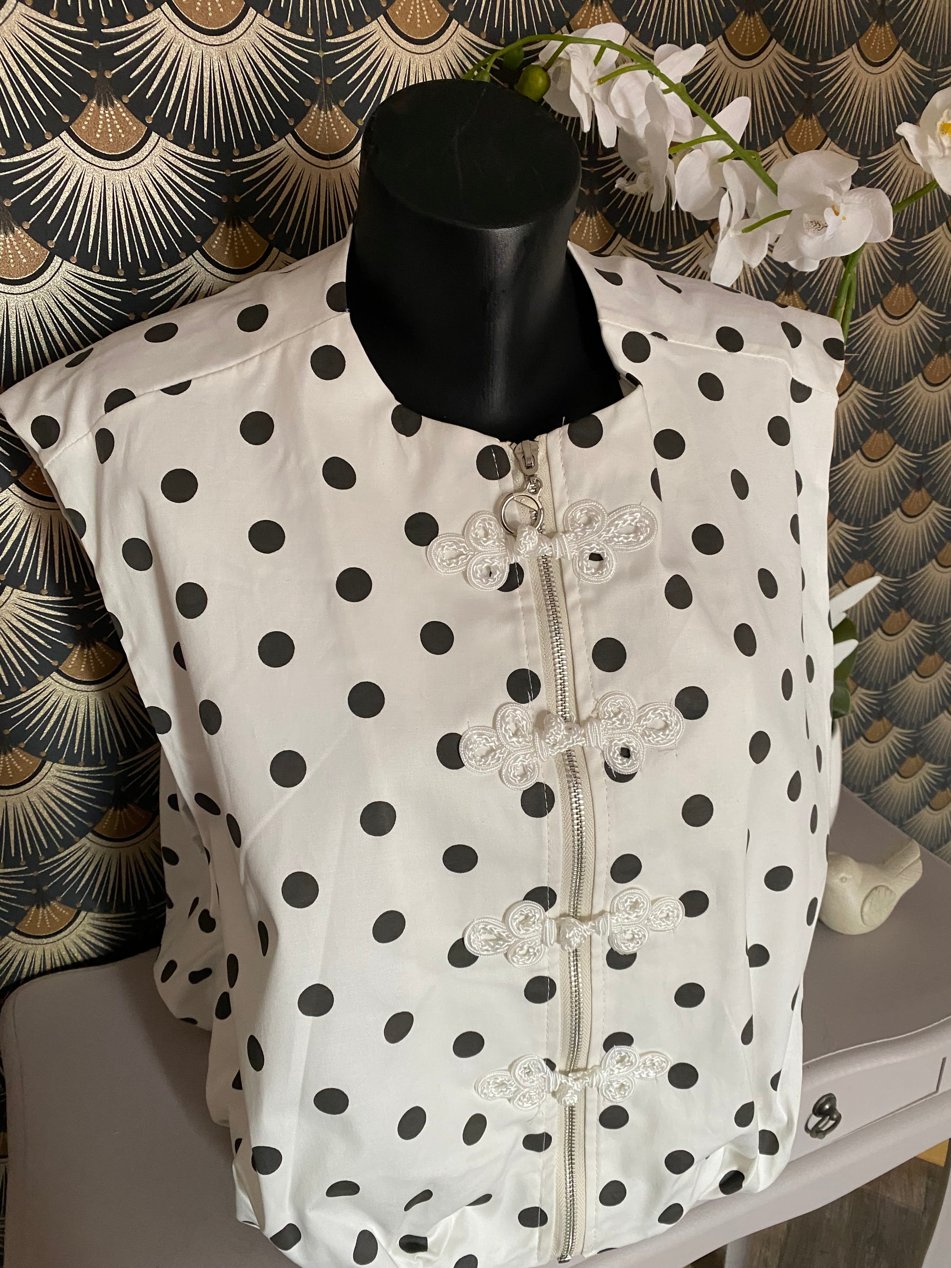 VESTE SANS MACHE POIS NOIR  TU 42/46