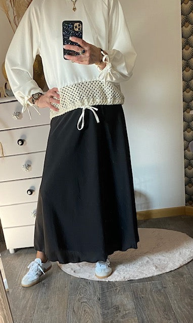 JUPE SATIN LONGUE NOIRE   36/42