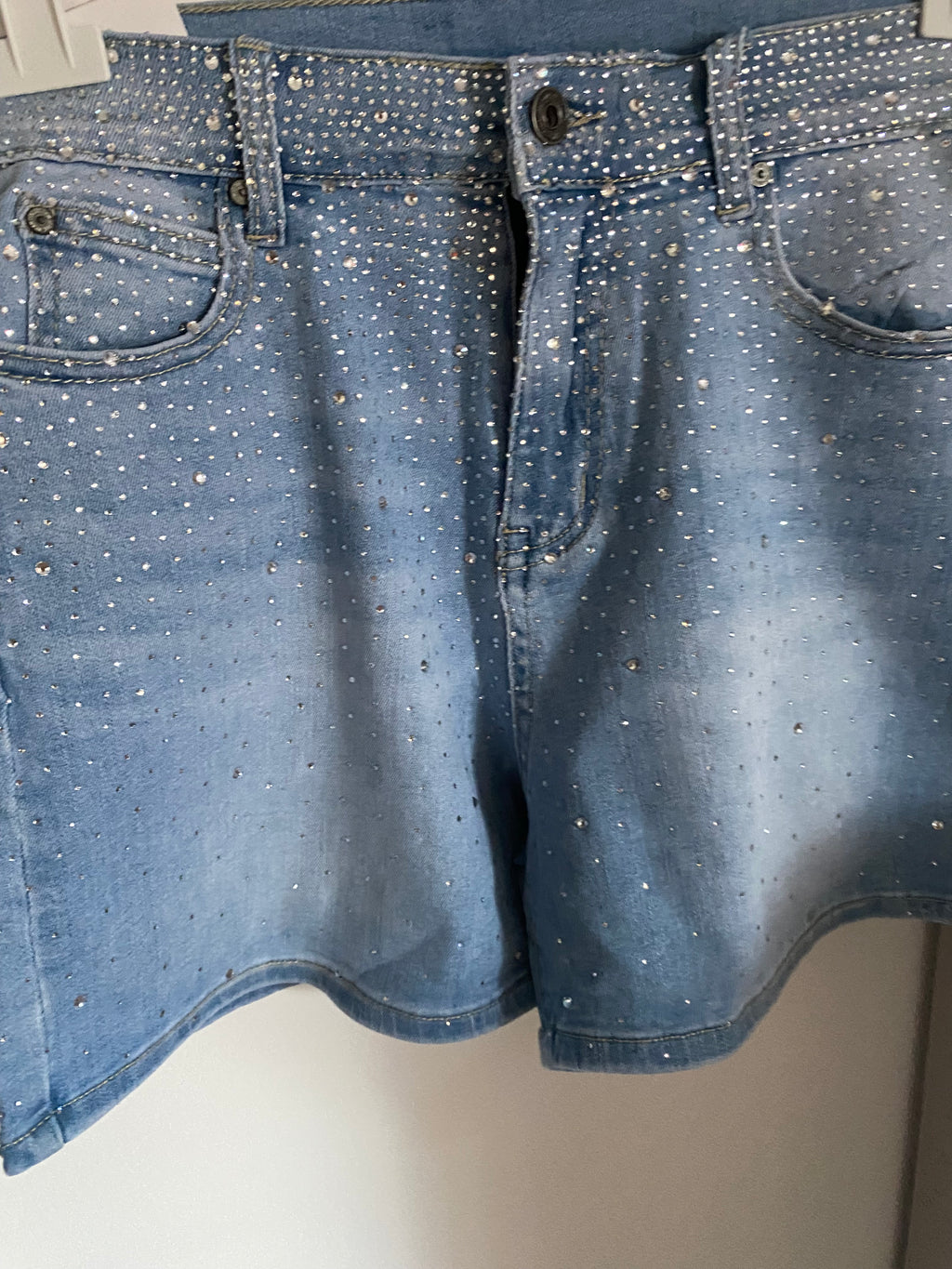 SHORT JEAN STRASS  TAILLES S/M/L