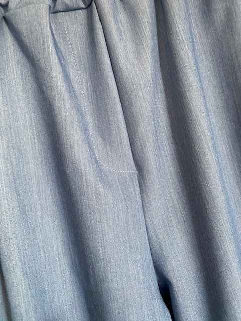 PANTALON AMANDA BLEU JEAN   TAILLE UNIQUE  40/44