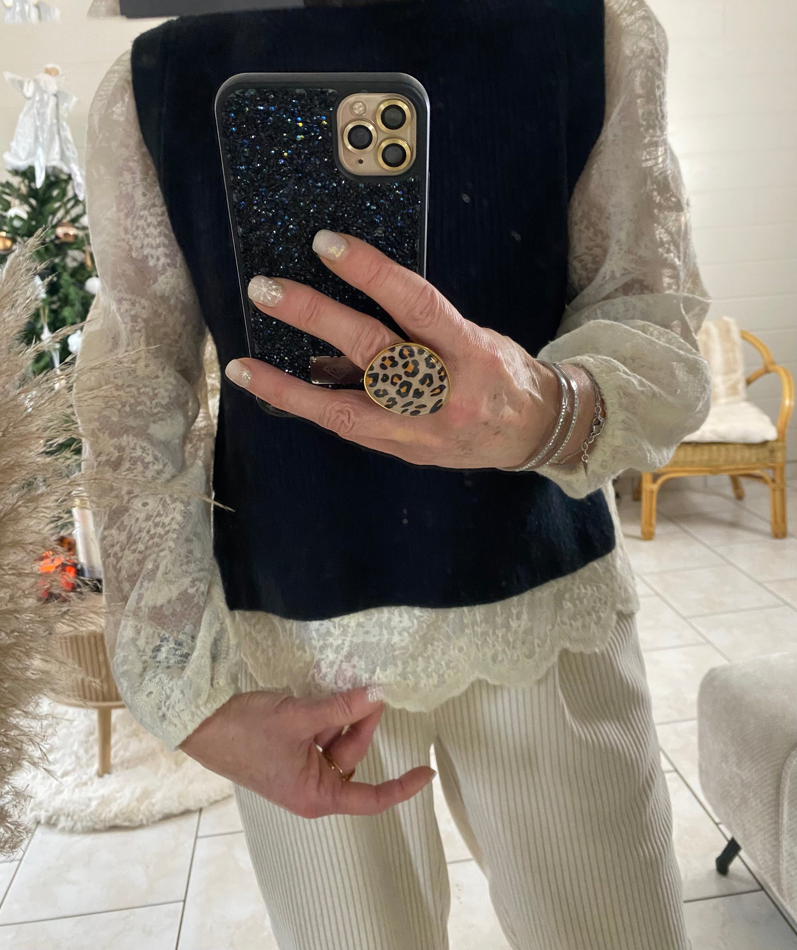 ENSEMBLE PULL ET BLOUSE BRODEE TU 34/40