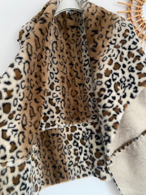 VESTE SANS MANCHE LEOPARD ECRU    36/42 petit 44