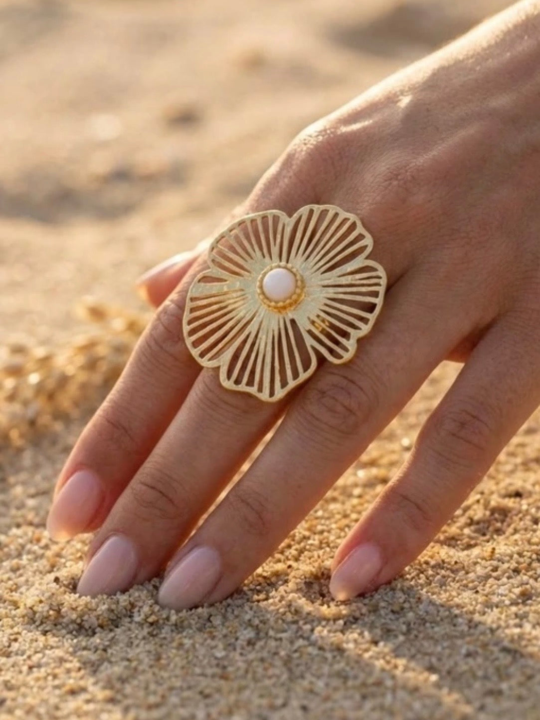 BAGUE FLEUR BLANCHE   ACIER INOXYDABLE