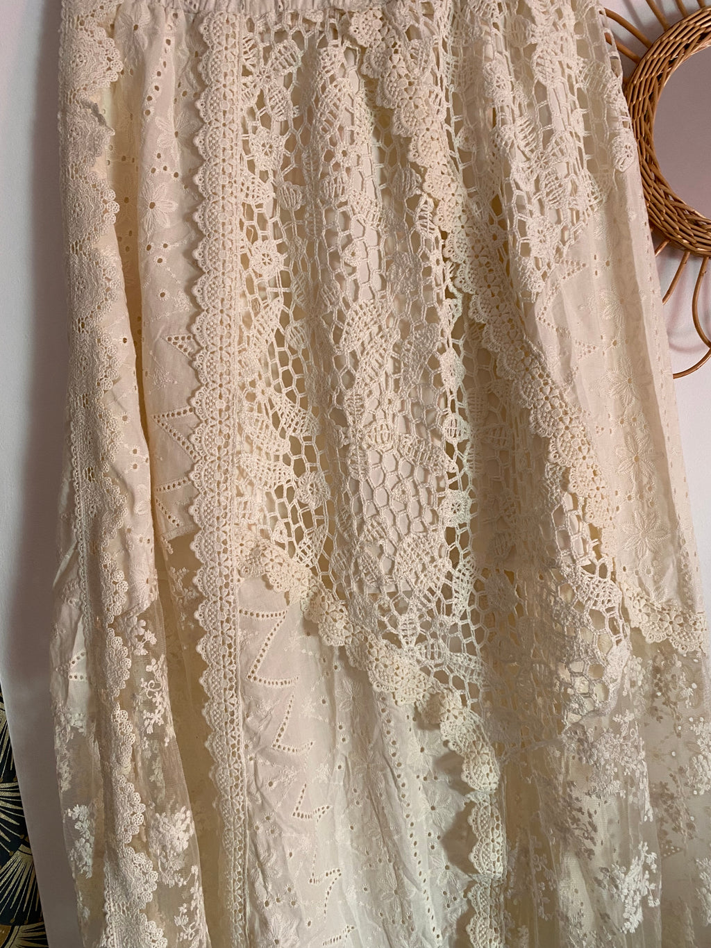 JUPE BRODERIE ET DENTELLE MIA TU 34/42